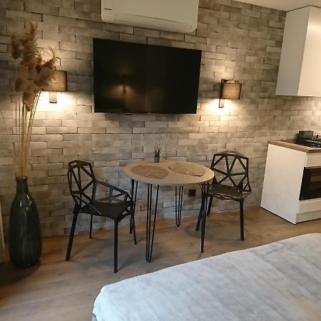 Kalno Studijos Apartment ยวดกรานเต ภายนอก รูปภาพ