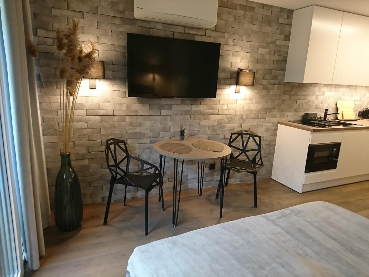 Kalno Studijos Apartment ยวดกรานเต ภายนอก รูปภาพ